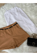 Conjunto Alfaiataria Feminino – Blusa Assimétrica + Short com Cinto Grátis